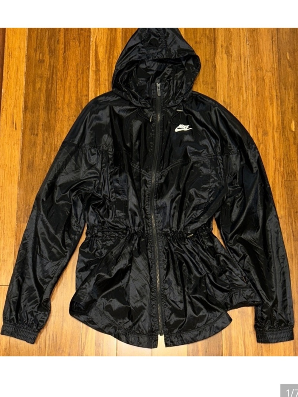 Nike Women's Shiny Black Utility Jacket for Running or Everyday Wear Size Small - Picture 8 of 8